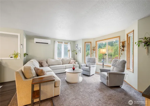Photo 2 of Single family home for sale at 120 Apple Ln, Kelso, WA 98626 | MLS# NWM2585820 | Listing updated on 2026-09-30