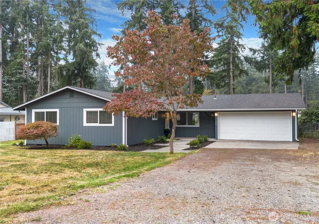 Photo 3 of Single family home for sale at 6104 190th Avenue Ct E, Lake Tapps, WA 98391 | MLS# NWM2585831 | Listing updated on 2026-09-24