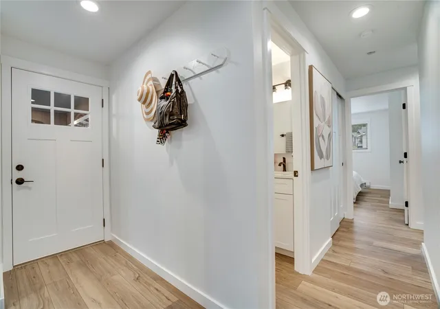 Photo 3 of Single family home for sale at 6104 190th Avenue Ct E, Lake Tapps, WA 98391 | MLS# NWM2585831 | Listing updated on 2026-09-24