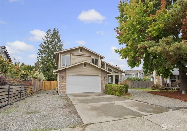 Photo 3 of Sale Pending at 392 White River Dr, Pacific, WA 98047 | MLS# NWM2585832 | Listing updated on 2026-10-03