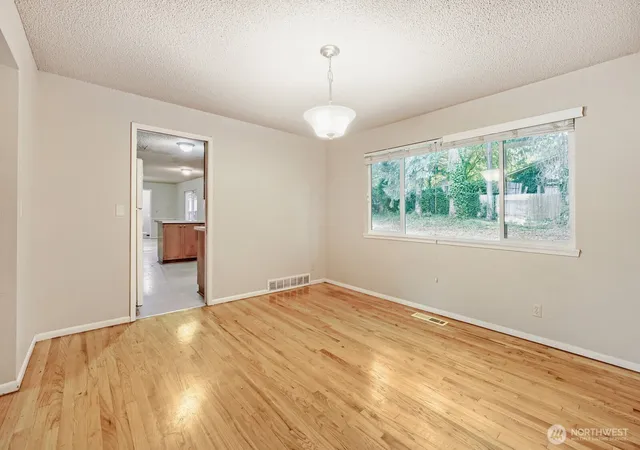 Photo 3 of Sale Pending at 3720 70th Avenue Ct W, University Place, WA 98466 | MLS# NWM2585835 | Listing updated on 2026-09-29