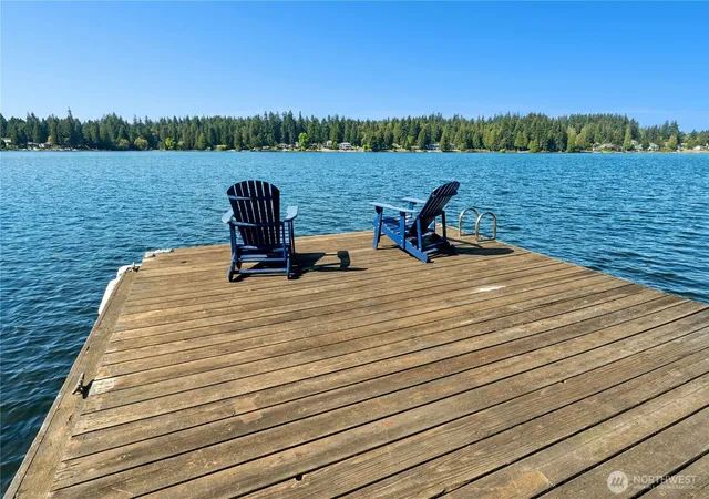 Photo 2 of Sale Pending at 14620 W Lake Goodwin Rd, Stanwood, WA 98292 | MLS# NWM2585841 | Listing updated on 2026-09-30