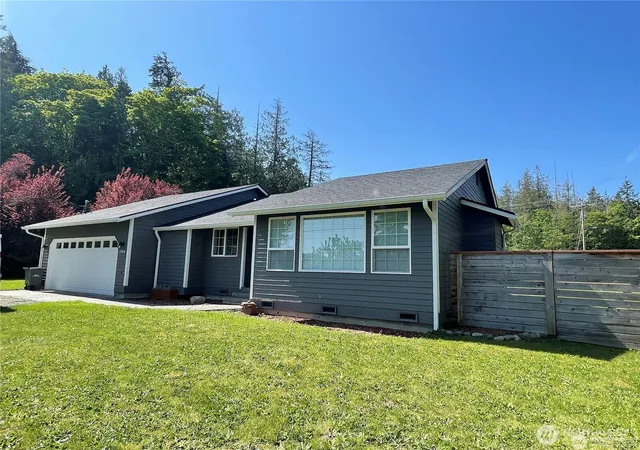 Photo 2 of Single family home for sale at 1988 Cascade View Dr, Camano Island, WA 98282 | MLS# NWM2585855 | Listing updated on 2026-09-23