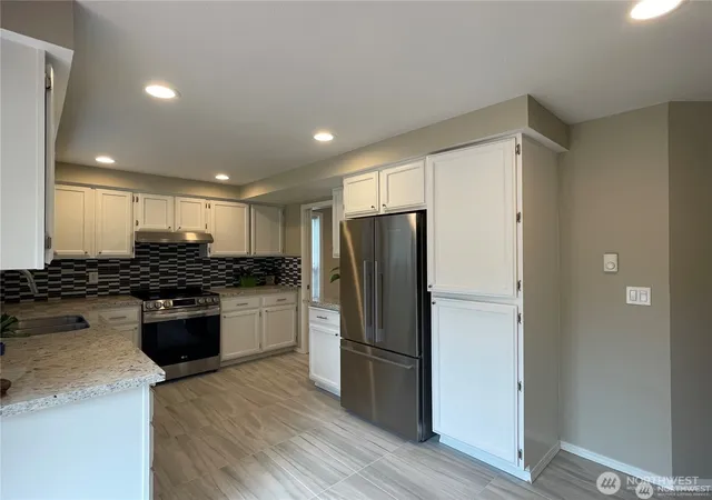 Photo 3 of Single family home for sale at 1988 Cascade View Dr, Camano Island, WA 98282 | MLS# NWM2585855 | Listing updated on 2026-09-23