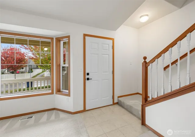 Photo 4 of Single family home for sale at 4471 E Broadway St, Mount Vernon, WA 98274 | MLS# NWM2585857 | Listing updated on 2026-10-01