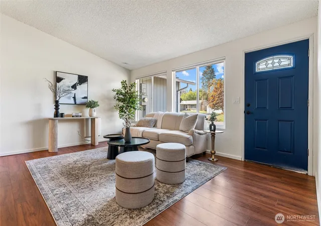 Photo 3 of Single family home for sale at 21000 121st Place Se, Kent, WA 98031 | MLS# NWM2585861 | Listing updated on 2026-09-30