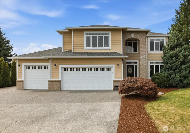 Single family home for sale at 473 Mountain Cir Dr, Buckley, WA 98321 | MLS# NWM2585864