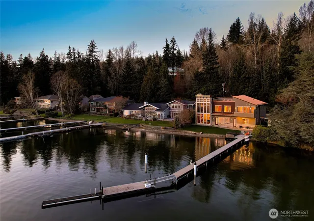 Photo 3 of Single family home for sale at 2076 Dellesta Dr, Bellingham, WA 98226 | MLS# NWM2585865 | Listing updated on 2026-09-28