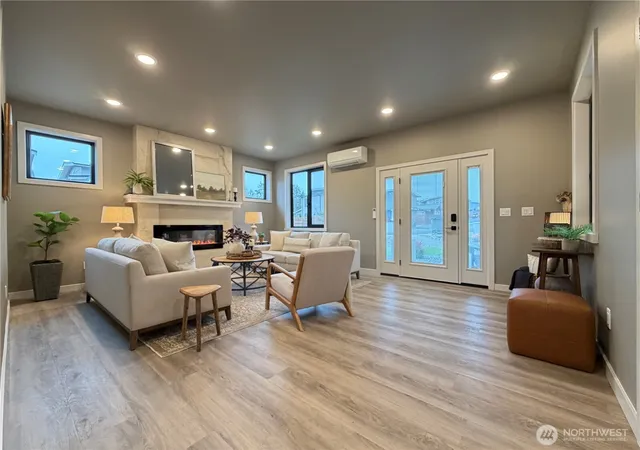Photo 3 of Single family home for sale at 570 Creston Ct, Bellingham, WA 98226 | MLS# NWM2585868 | Listing updated on 2026-09-29