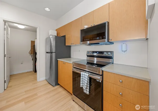 Photo 3 of Condo for sale at 18 Dravus St #210, Seattle, WA 98109 | MLS# NWM2585880 | Listing updated on 2026-09-29