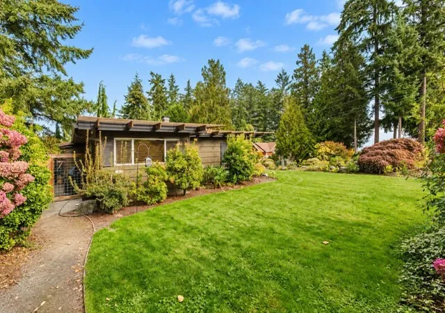 Photo 3 of Single family home for sale at 2707 64th Street Nw, Gig Harbor, WA 98335 | MLS# NWM2585882 | Listing updated on 2026-10-19
