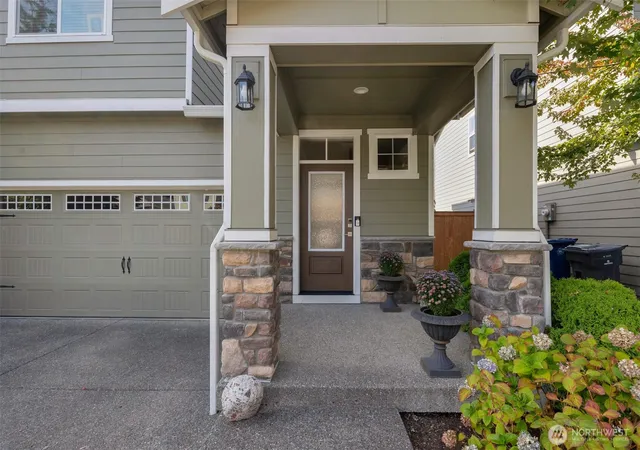 Photo 3 of Single family home for sale at 5634 85th Drive Ne, Marysville, WA 98270 | MLS# NWM2585883 | Listing updated on 2026-09-24
