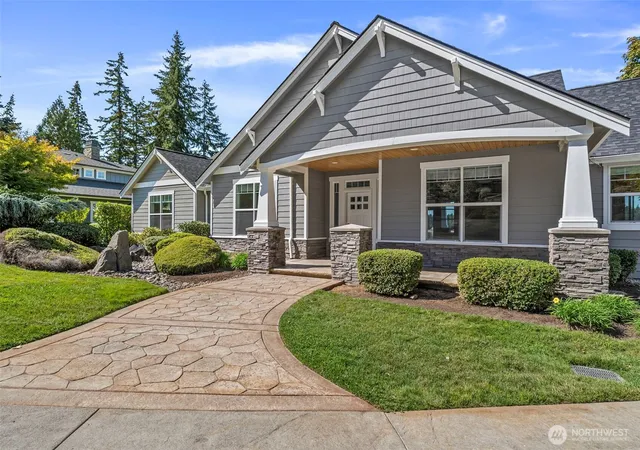 Photo 3 of Single family home for sale at 4827 Bayshore Ln NE, Olympia, WA 98502 | MLS# NWM2585888 | Listing updated on 2026-09-24