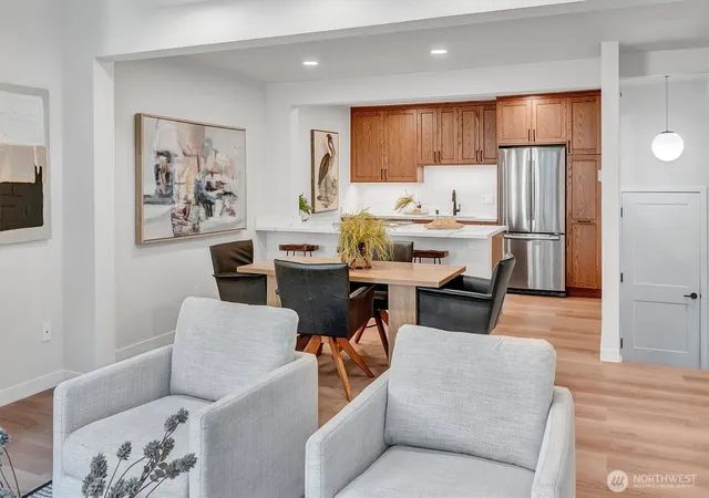 Photo 3 of Townhouse for sale at 1400 Bellevue Way SE #1, Bellevue, WA 98004 | MLS# NWM2585897 | Listing updated on 2026-10-18