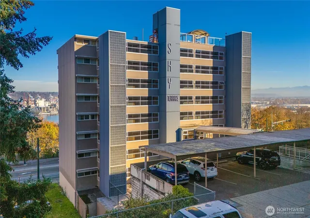 Photo 3 of Condo for sale at 235 Broadway #520, Tacoma, WA 98402 | MLS# NWM2585898 | Listing updated on 2026-09-26