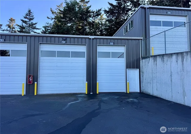 Photo 3 of Condo for sale at 6040 Sands Way #205, Anacortes, WA 98221 | MLS# NWM2585901 | Listing updated on 2026-09-23