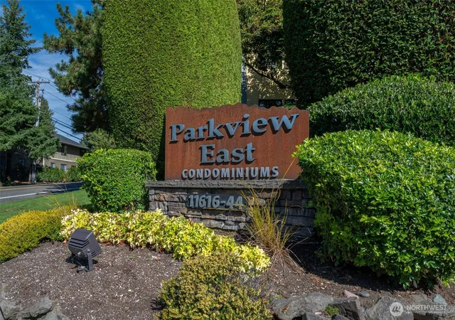 Photo 2 of Condo for sale at 11618 100th Avenue Ne #111, Kirkland, WA 98034 | MLS# NWM2585909 | Listing updated on 2026-10-01