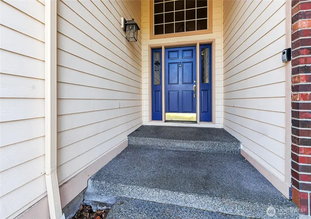 Photo 2 of Pending - Backup Offer Requested at 1909 S 375th Street, Federal Way, WA 98003 | MLS# NWM2585912 | Listing updated on 2026-10-01