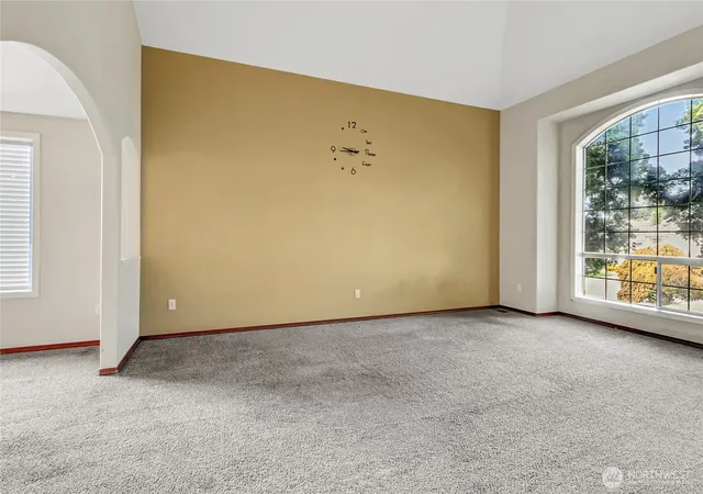 Photo 3 of Single family home for sale at 1909 S 375th Street, Federal Way, WA 98003 | MLS# NWM2585912 | Listing updated on 2026-10-01