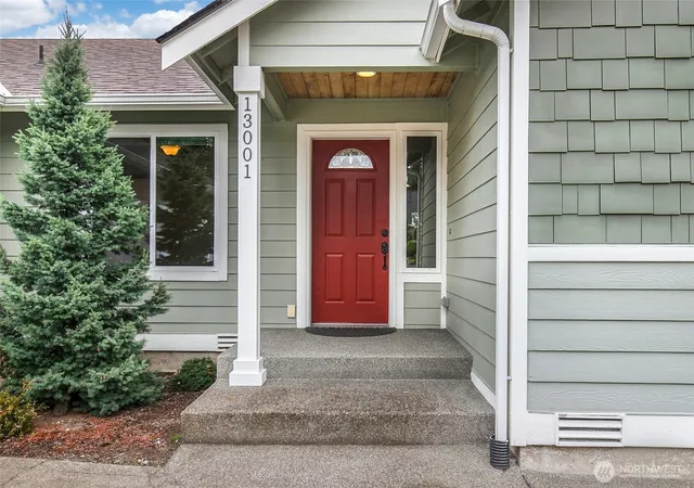 Photo 2 of Sale Pending at 13001 73rd Avenue Ct E, Puyallup, WA 98373 | MLS# NWM2585915 | Listing updated on 2026-10-20