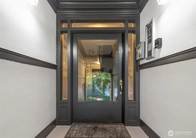 Photo 3 of Condo for sale at 516 E Thomas St #202, Seattle, WA 98102 | MLS# NWM2585921 | Listing updated on 2026-09-29