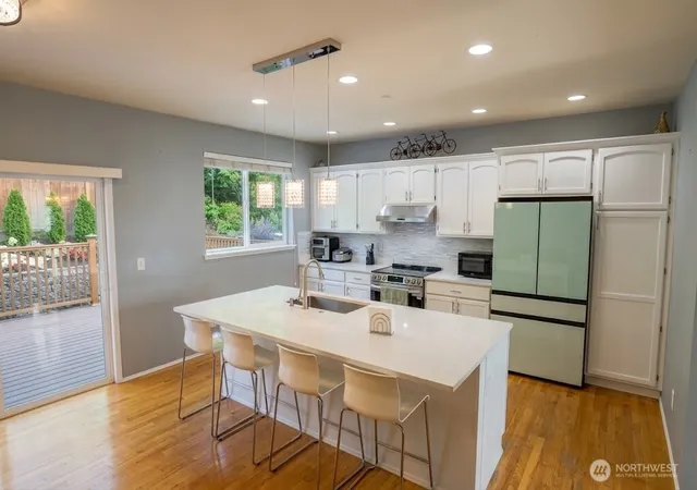 Photo 4 of Single family home for sale at 26820 107th Avenue SE, Kent, WA 98030 | MLS# NWM2585923 | Listing updated on 2026-09-30