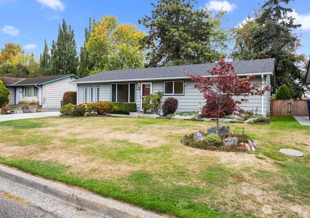 Photo 3 of Single family home for sale at 27327 76th Drive Nw, Stanwood, WA 98292 | MLS# NWM2585924 | Listing updated on 2026-10-01