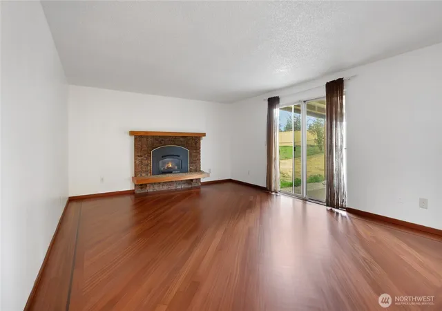 Photo 4 of Single family home for sale at 7925 12th Avenue NE, Olympia, WA 98516 | MLS# NWM2585925 | Listing updated on 2026-10-01