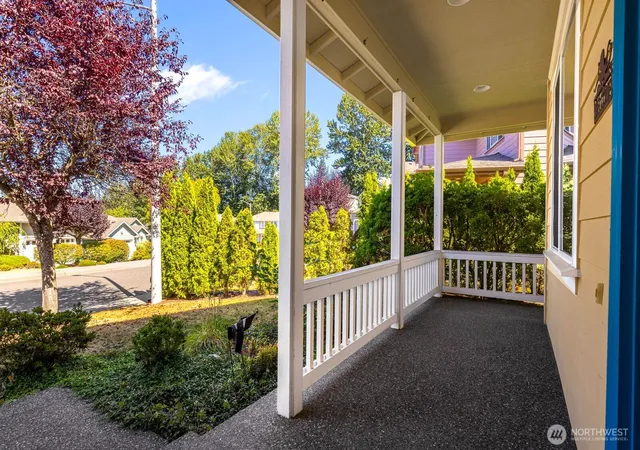 Photo 2 of Single family home for sale at 5728 9th Drive W, Everett, WA 98203 | MLS# NWM2585934 | Listing updated on 2026-09-23