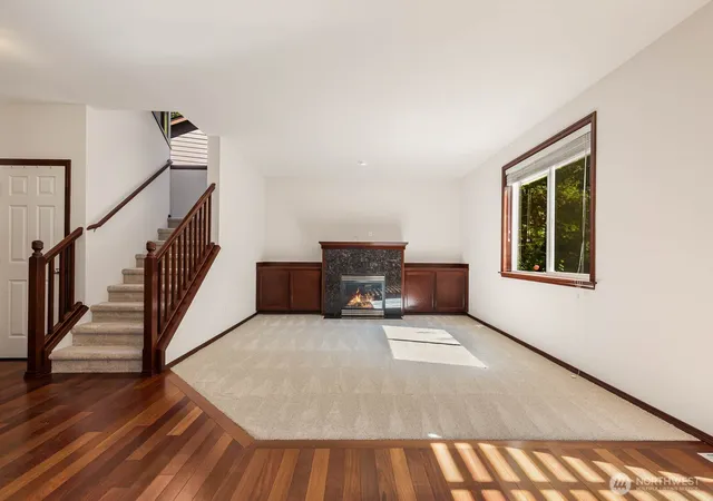 Photo 4 of Single family home for sale at 5728 9th Drive W, Everett, WA 98203 | MLS# NWM2585934 | Listing updated on 2026-09-23