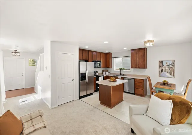 Photo 3 of Single family home for sale at 2425 106th Drive Se, Lake Stevens, WA 98258 | MLS# NWM2585953 | Listing updated on 2026-10-01