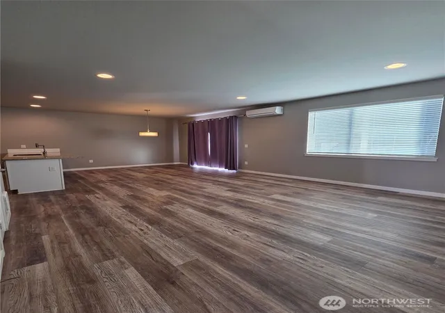 Photo 3 of House for sale at 202 Scott St #A&B, Centralia, WA 98531 | MLS# NWM2585965 | Listing updated on 2026-10-16