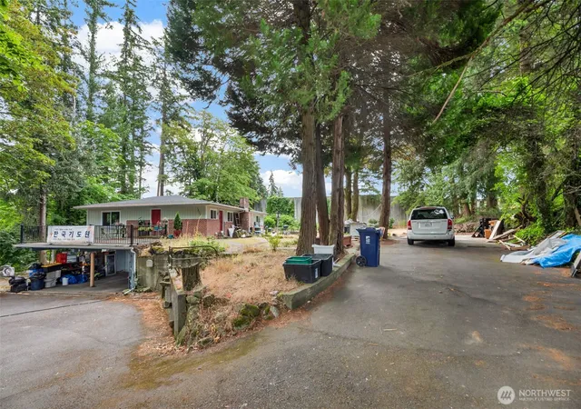Photo 2 of Single family home for sale at 18929 Highway 99, Lynnwood, WA 98036 | MLS# NWM2585978 | Listing updated on 2026-09-23