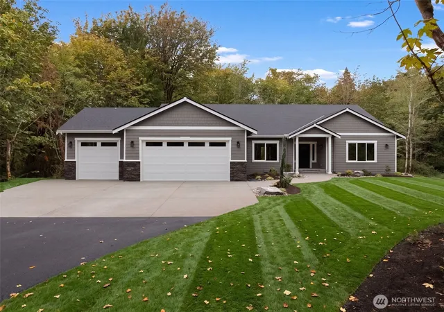 Photo 1 of Single family home for sale at 5320 Crane Ave E, Port Orchard, WA 98366 | MLS# NWM2585983 | Listing updated on 2026-09-30