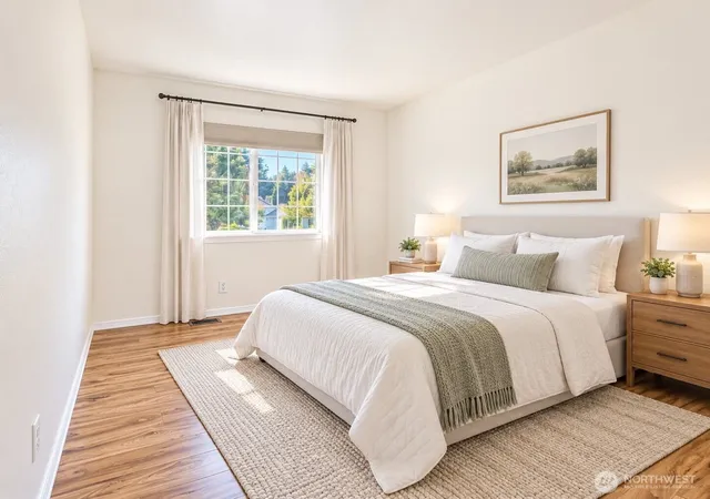Photo 4 of Single family home for sale at 831 41st Place, Everett, WA 98201 | MLS# NWM2586002 | Listing updated on 2026-10-01
