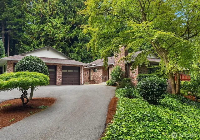 Single family home for sale at 17515 164th Avenue NE, Woodinville, WA 98072 | MLS# NWM2586003