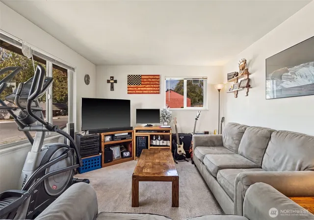 Photo 4 of Sale Pending at 3332 & 3334 Halverson Ave, Bremerton, WA 98310 | MLS# NWM2586012 | Listing updated on 2026-09-28