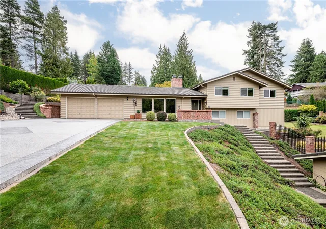 Photo 1 of Single family home for sale at 2454 Archwood Dr, Longview, WA 98632 | MLS# NWM2586014 | Listing updated on 2026-09-29