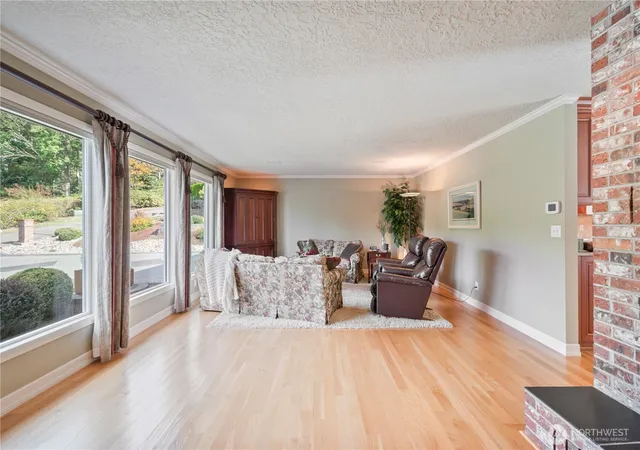 Photo 4 of Single family home for sale at 2454 Archwood Dr, Longview, WA 98632 | MLS# NWM2586014 | Listing updated on 2026-09-29