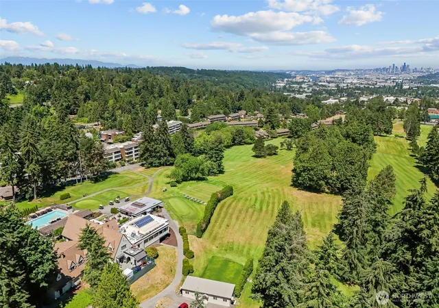 Photo 2 of Condo for sale at 10903 Glen Acres Dr S #B, Seattle, WA 98168 | MLS# NWM2586021 | Listing updated on 2026-09-26