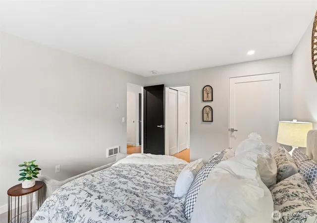 Photo 3 of Condo for sale at 601 S 227th Street #205N, Des Moines, WA 98198 | MLS# NWM2586043 | Listing updated on 2026-09-28
