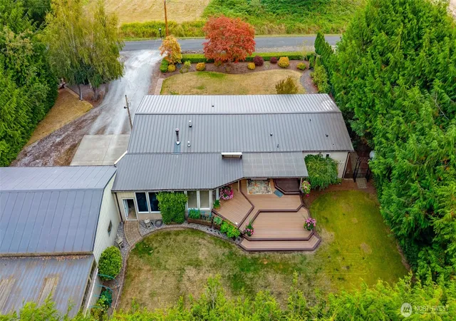 Photo 2 of Manufactured home for sale at 6947 Karber Rd, Blaine, WA 98230 | MLS# NWM2586045 | Listing updated on 2026-09-24