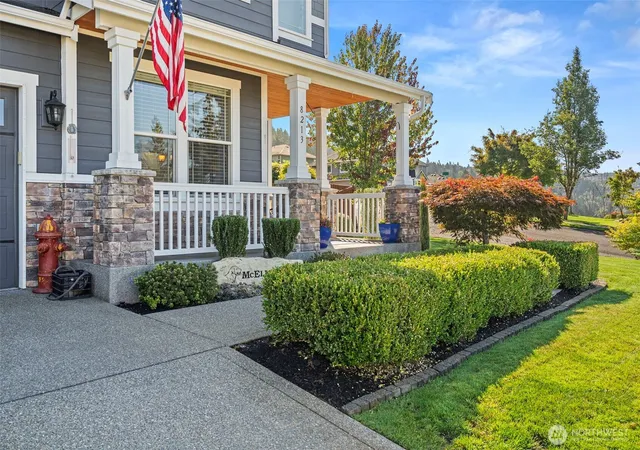 Photo 3 of Single family home for sale at 8213 172nd Avenue E, Sumner, WA 98390 | MLS# NWM2586058 | Listing updated on 2026-09-24