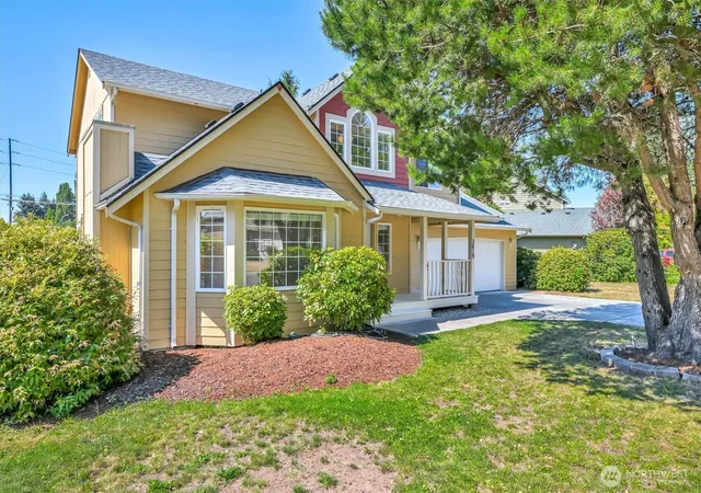 Photo 2 of Single family home for sale at 3619 55th Court Se, Olympia, WA 98501 | MLS# NWM2586059 | Listing updated on 2026-09-26