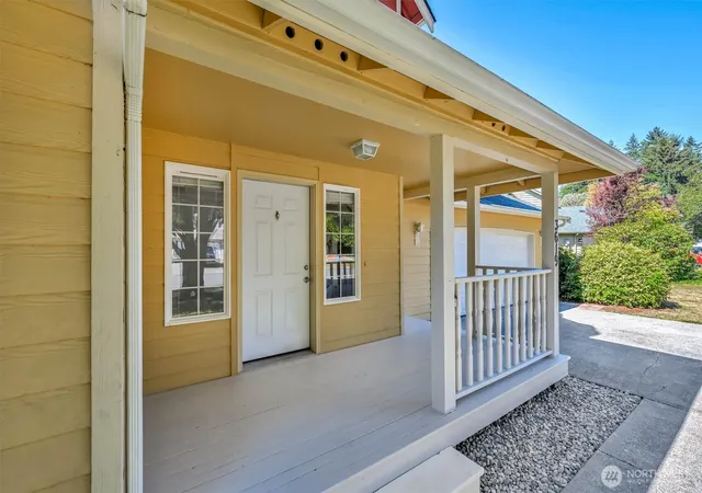 Photo 3 of Single family home for sale at 3619 55th Court SE, Olympia, WA 98501 | MLS# NWM2586059 | Listing updated on 2026-09-26