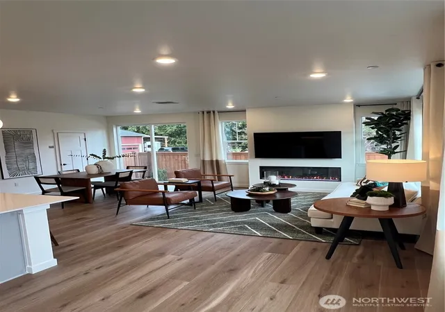 Photo 4 of Townhouse for sale at 8521 42nd Street NE #ES85, Marysville, WA 98270 | MLS# NWM2586060 | Listing updated on 2026-09-25