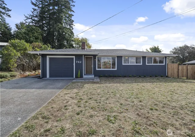 Photo 2 of Sale Pending at 782 Lynnwood Ave Ne, Renton, WA 98056 | MLS# NWM2586062 | Listing updated on 2026-09-30