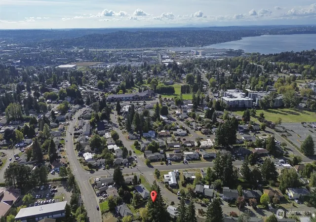 Photo 34 of Sale Pending at 782 Lynnwood Ave NE, Renton, WA 98056 | MLS# NWM2586062 | Listing updated on 2026-10-26