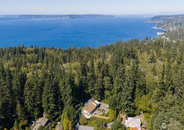 Photo 2 of Single family home for sale at 18007 Andover St, Edmonds, WA 98026 | MLS# NWM2586064 | Listing updated on 2026-09-26