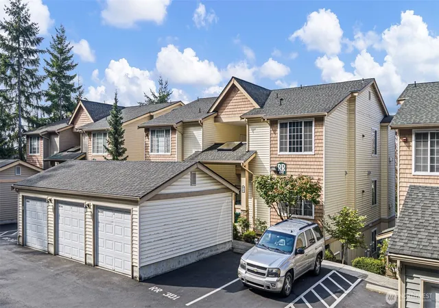Photo 3 of Condo for sale at 4907 Morris Ave S #RR101, Renton, WA 98055 | MLS# NWM2586072 | Listing updated on 2026-10-02
